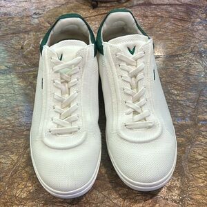 Vivaia sneakers